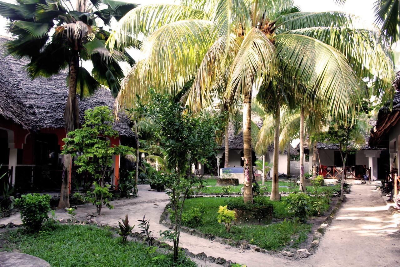 Kicheko Bungalows Nungwi Exterior photo